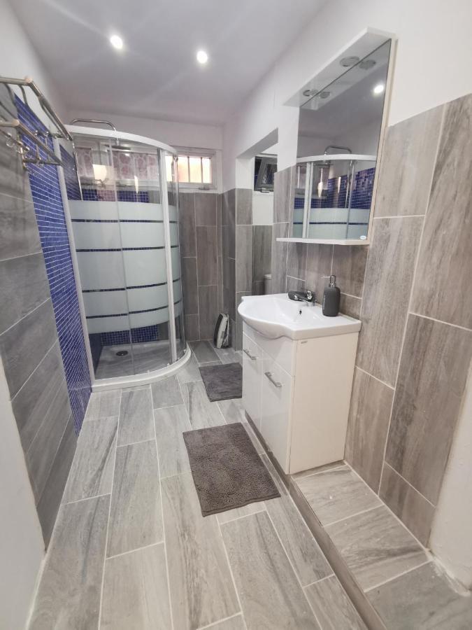 Adorable Cozy Apartment Aglantzia Eksteriør billede